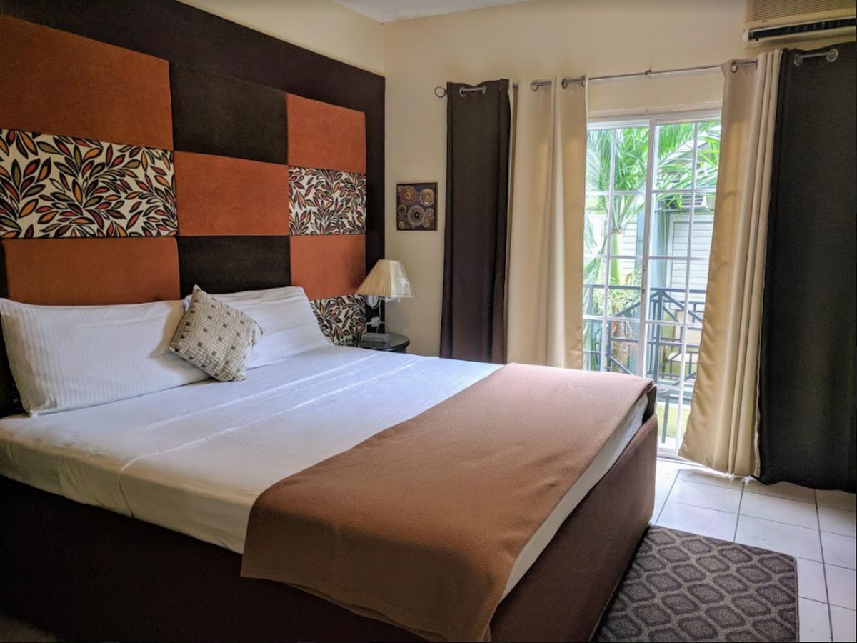 Christar Villas Hotel كينغستون المظهر الخارجي الصورة