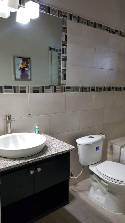 Christar Villas Hotel كينغستون المظهر الخارجي الصورة