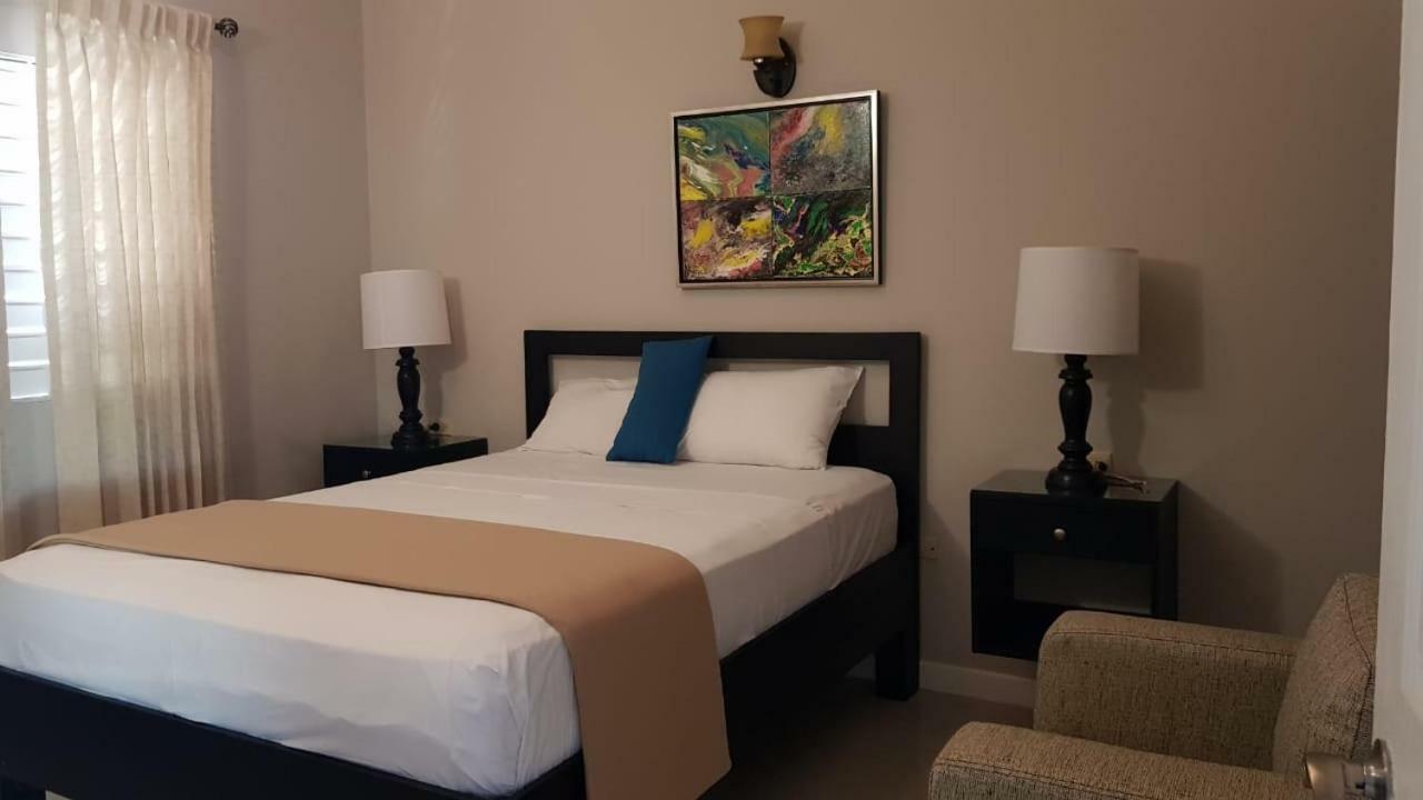 Christar Villas Hotel كينغستون المظهر الخارجي الصورة
